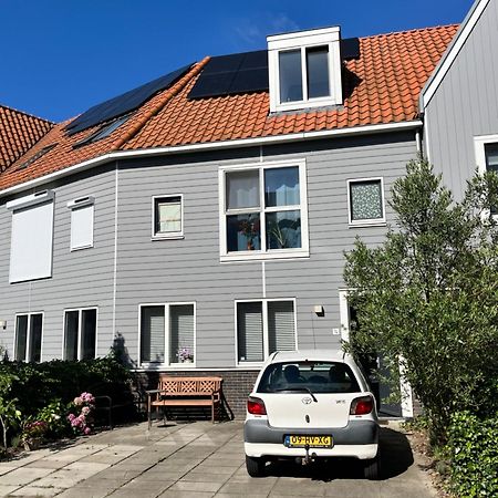 B&B Twiske Zuid, Amsterdam Free Parking ภายนอก รูปภาพ