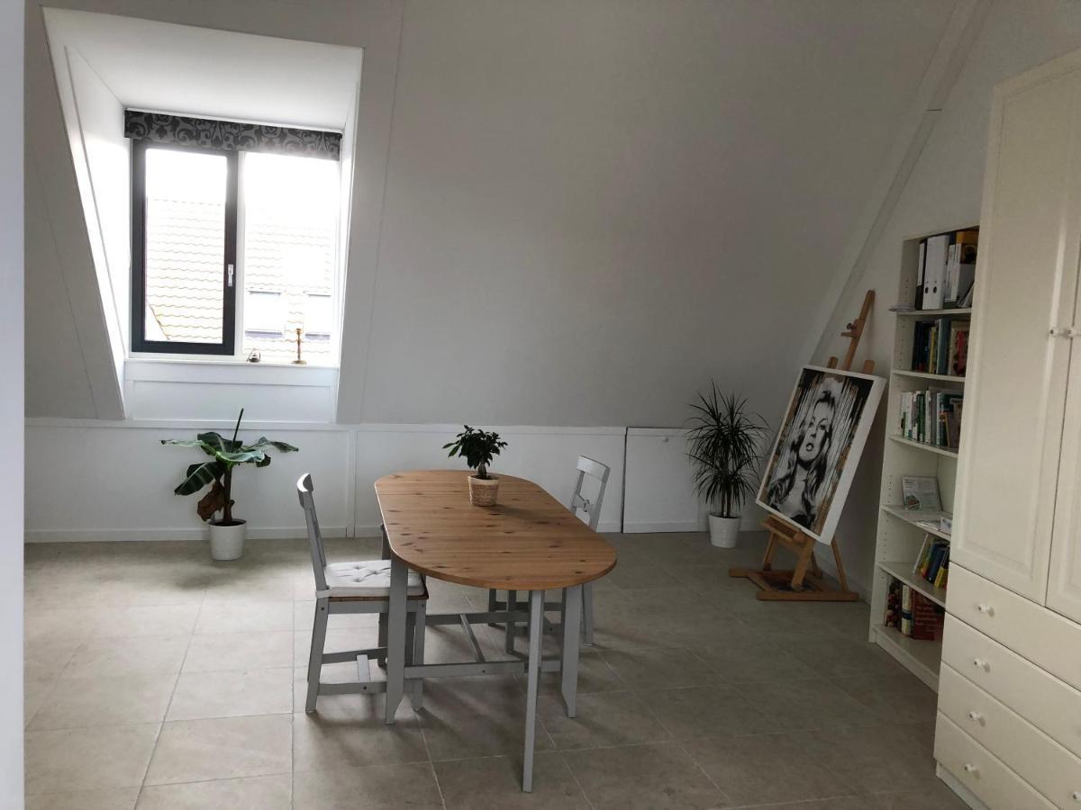 B&B Twiske Zuid, Amsterdam Free Parking ภายนอก รูปภาพ