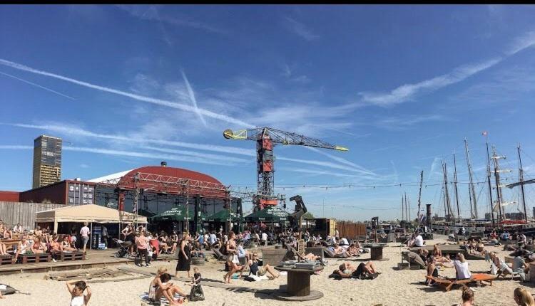 B&B Twiske Zuid, Amsterdam Free Parking ภายนอก รูปภาพ